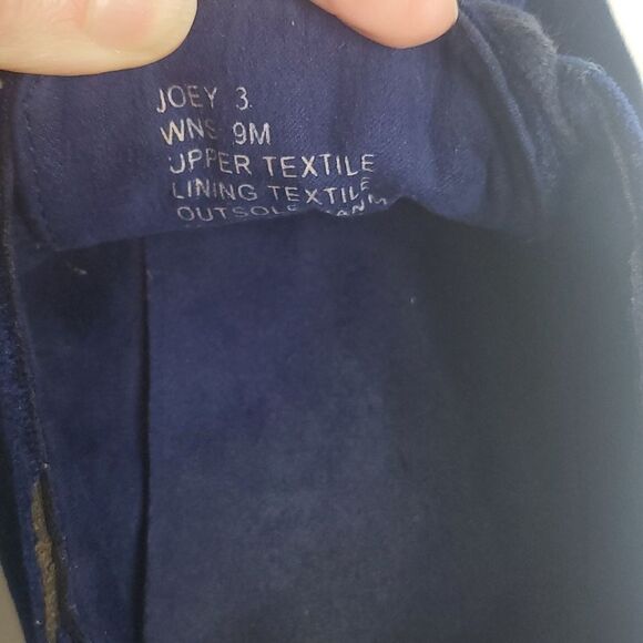 Kenneth Cole Reaction Joey 3 Blue Velvet Embroidered Floral Tennis Shoes Size 9M - Picture 9 of 12